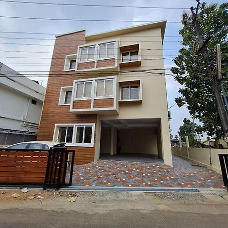 Nimet Residency Apartment Kochi ภายนอก รูปภาพ