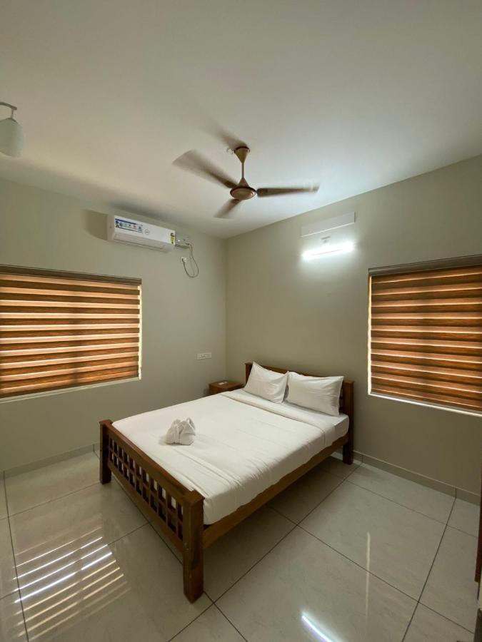 Nimet Residency Apartment Kochi ภายนอก รูปภาพ